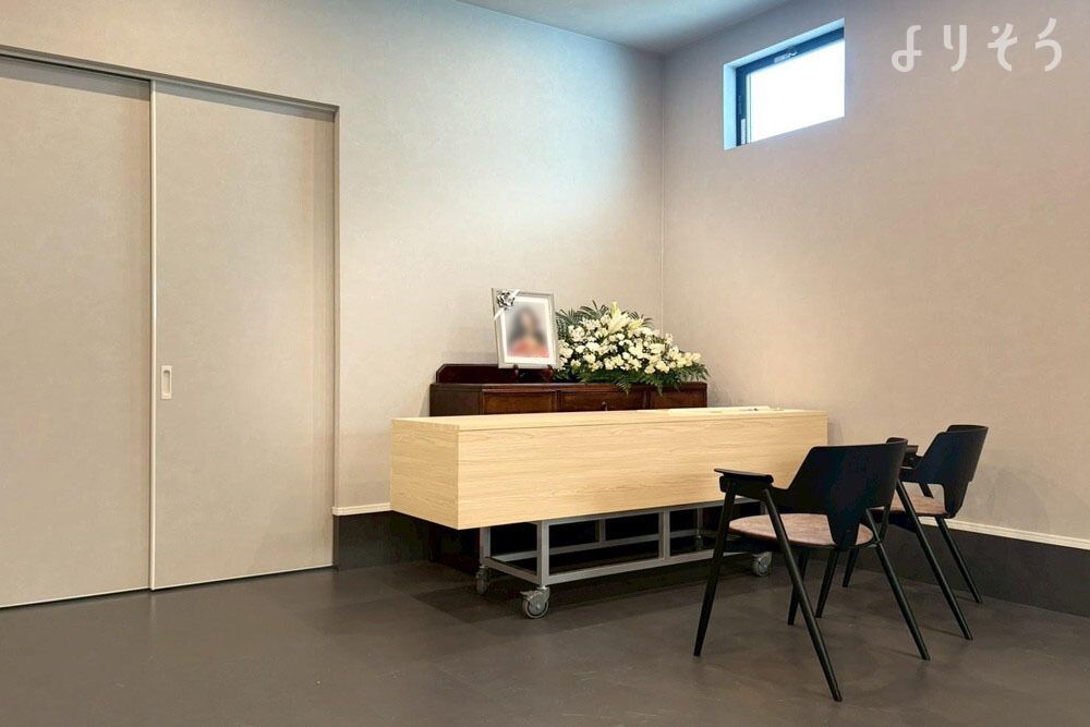 小さな小さな火葬式の塩川 小川町市民福祉斎場のホール写真です（3枚目）