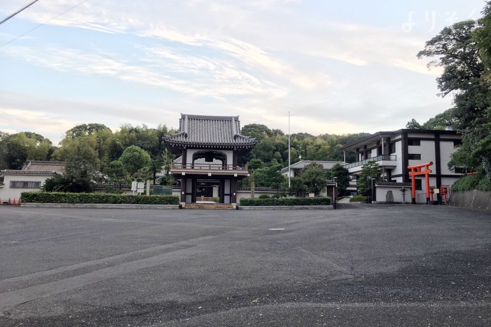 長寿寺会館の外観写真です（3枚目）