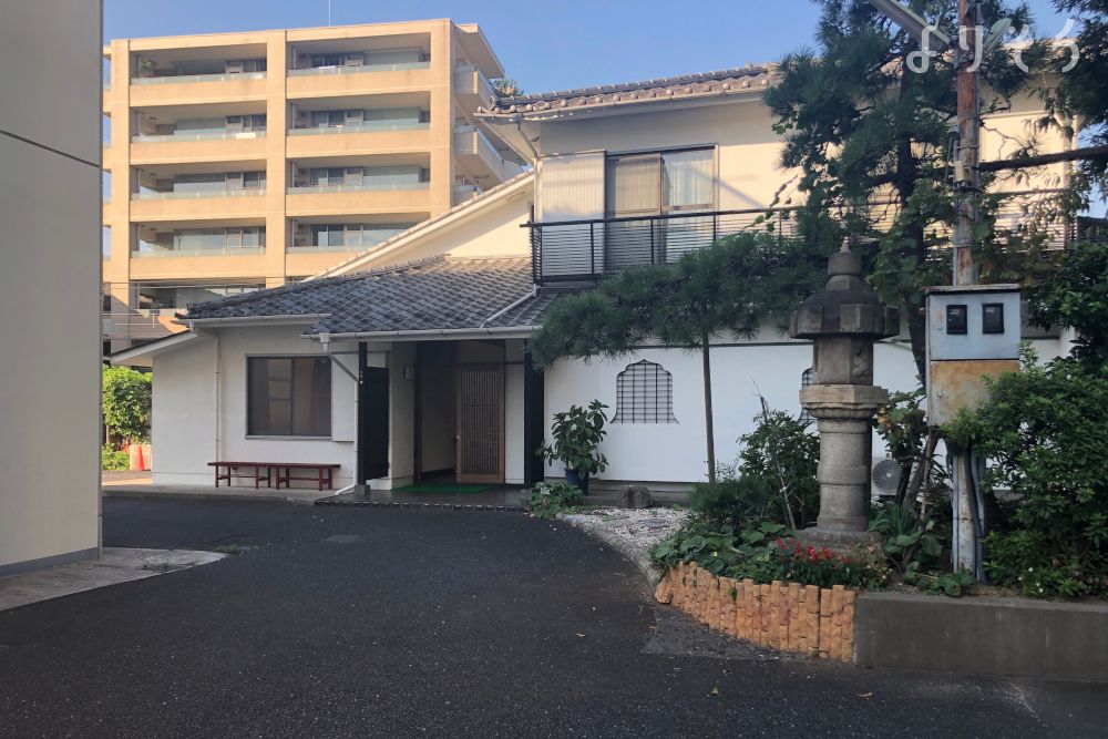 眞宗寺 伝道会館 ア・ウン堂の外観写真です（2枚目）