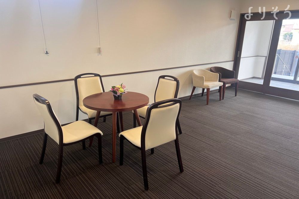 セレモニーホール掬水苑 鶴ケ谷の内観写真です（2枚目）